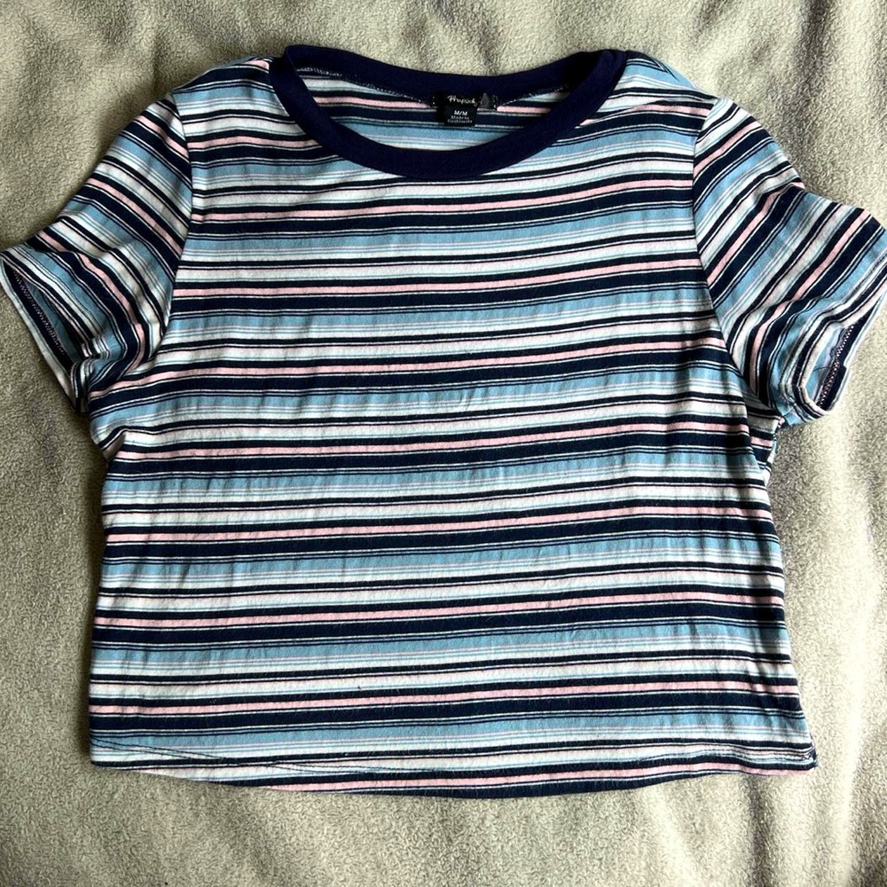 Striped cropped t shirt